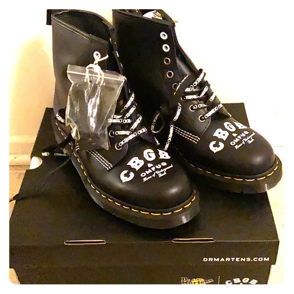 dr martens manhattan